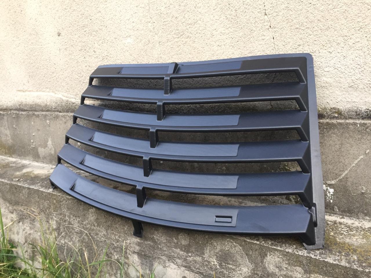 BMW E34 Louver