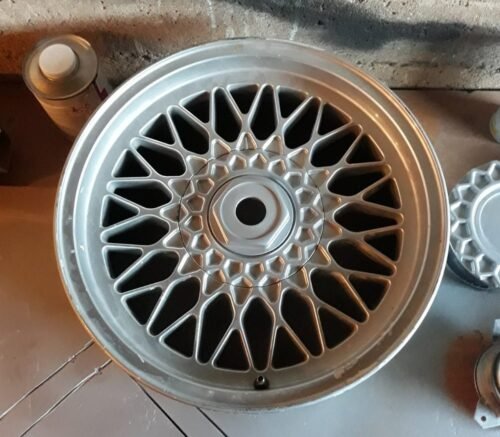 BMW Style 5 16“ 5×120 (waffle style) Aluminum center cap set - Image 9
