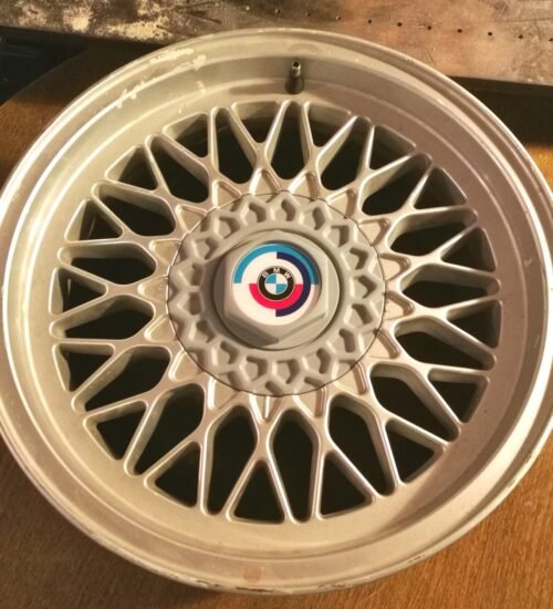 BMW Style 5 16“ 5×120 (waffle style) Aluminum center cap set - Image 10