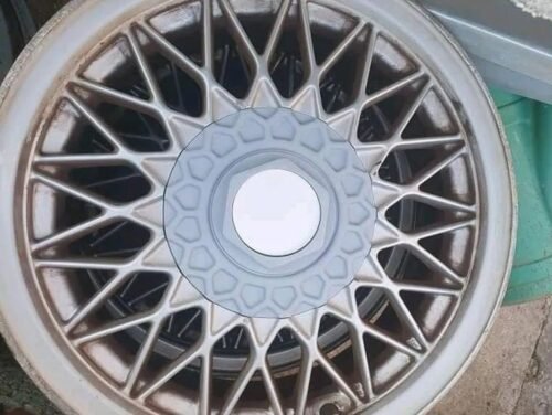 BMW Style 5 15″ center caps Plastic - Image 2
