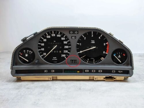 BMW E30 Instrument Cluster Voltmeter (module with holder) - Image 5